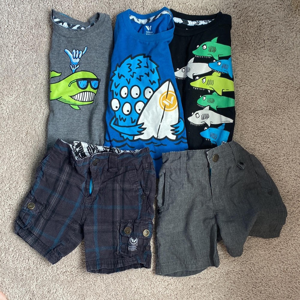 Shaun White Toddler T-Shirt & Short Bundle / 18m